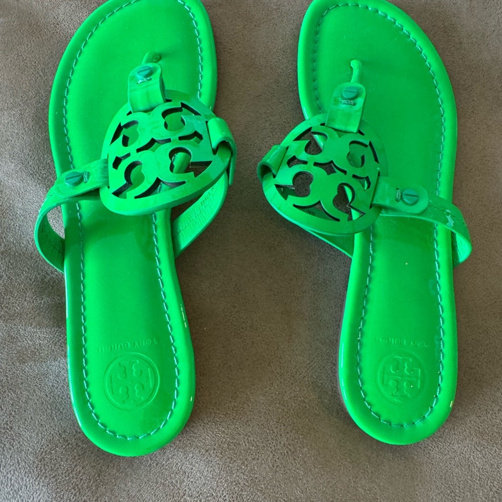 Tory Burch Green Sandals 7.5